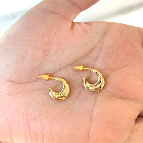 Arete hoops